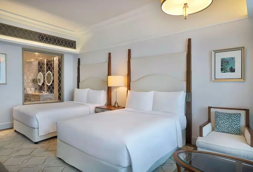 اتاق لوکس با تخت دو نفره بزرگ, Waldorf Astoria Dubai Palm Jumeirah