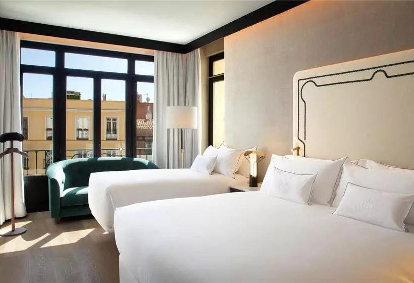 اتاق لوکس با تخت بزرگ, Waldorf Astoria Dubai Palm Jumeirah