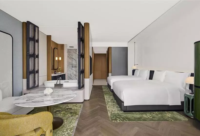 اتاق لوکس با تخت دو نفره بزرگ, Waldorf Astoria Dubai Palm Jumeirah
