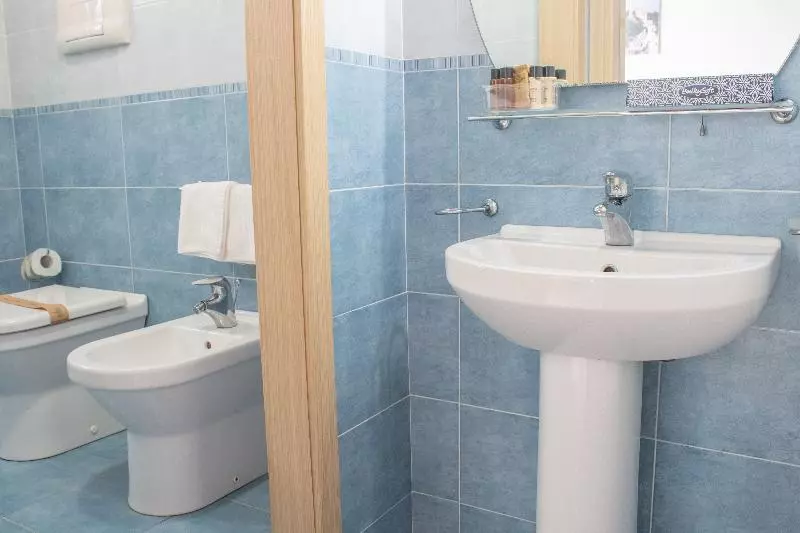 اتاق استاندارد یک نفره, Wellton Centrum Hotel & Spa