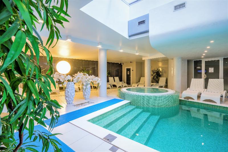 سوییت جونیور, Wellton Centrum Hotel & Spa