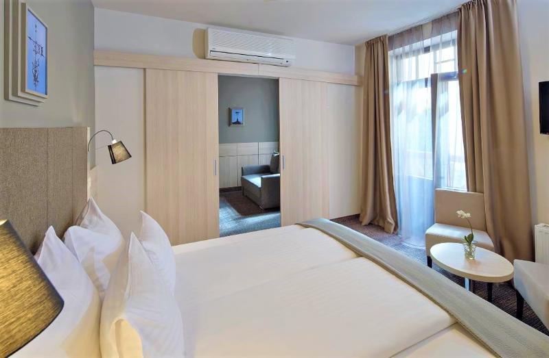 سوییت جونیور, Wellton Centrum Hotel & Spa