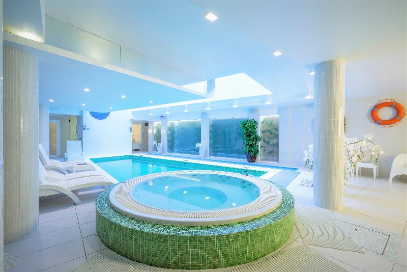 سوییت جونیور, Wellton Centrum Hotel & Spa