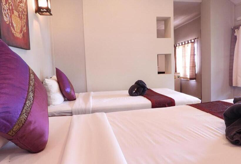 家庭房带泳池, Relax Bay Resort