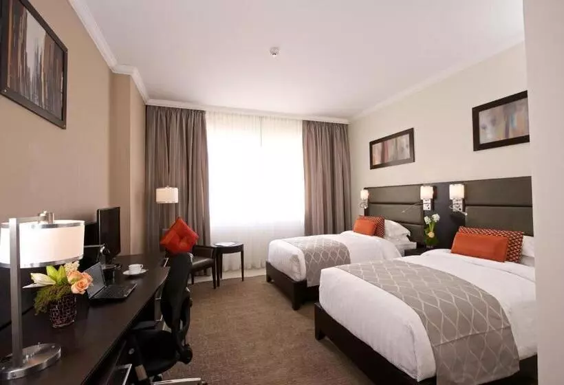 اتاق اجرایی با چشم‌انداز دریا, The Royal Riviera Hotel Doha