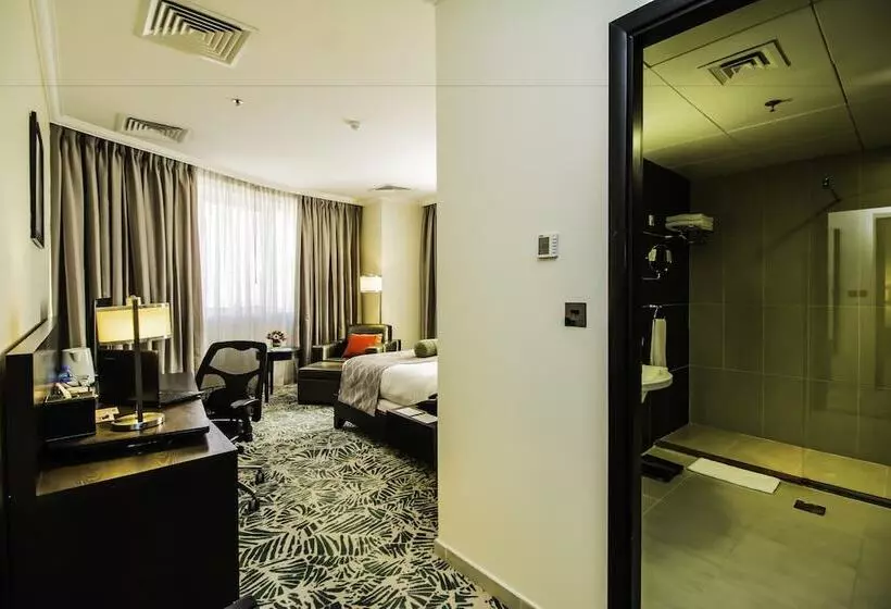 سوییت اجرایی, The Royal Riviera Hotel Doha