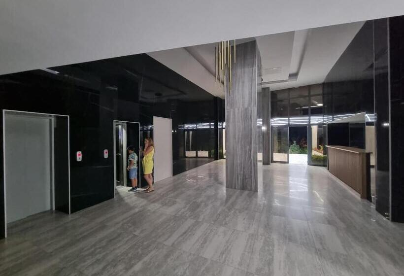Апартаменты 1 Спальня Вид на Море, Denis Apartament 2 Camere