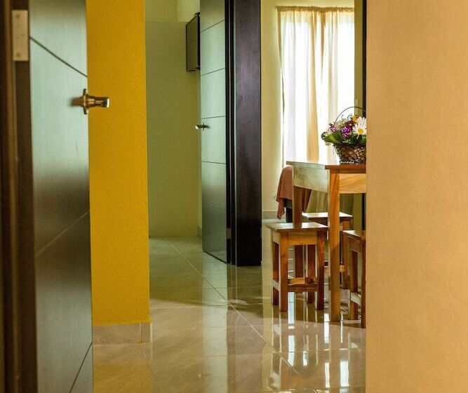 غرفة عائلية, Arena De Mar