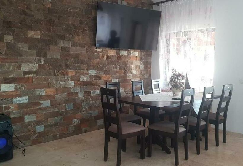 スタンダードルーム, Pensiunea Subcetate