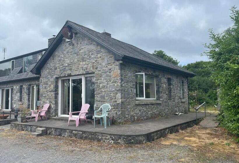 1 Bedroom Apartment Lake View, Lakeland Midsummer Lakehouse