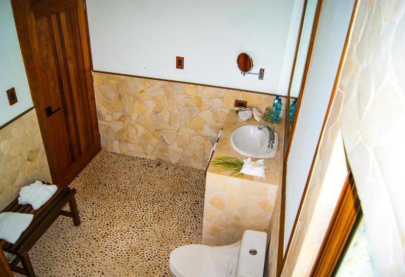 سوییت جونیور, Bolontiku Boutique Hotel & Spa