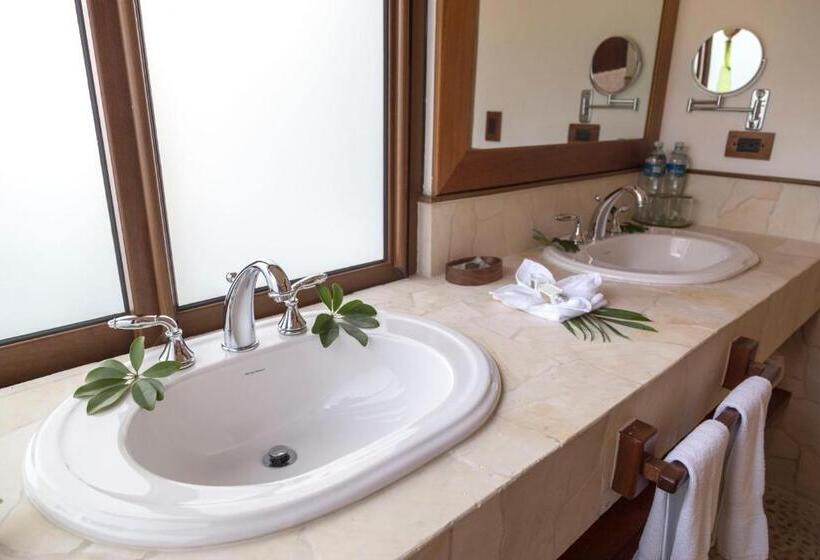 سوییت جونیور, Bolontiku Boutique Hotel & Spa