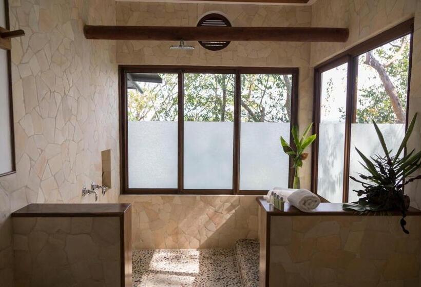 سوییت سوپریور, Bolontiku Boutique Hotel & Spa