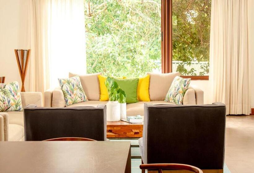 بنگله خانوادگی, Bolontiku Boutique Hotel & Spa