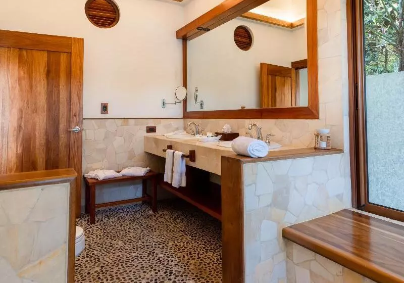سوییت سوپریور, Bolontiku Boutique Hotel & Spa