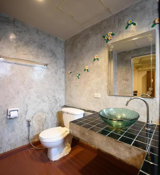 标准间, Chana Place Lanna