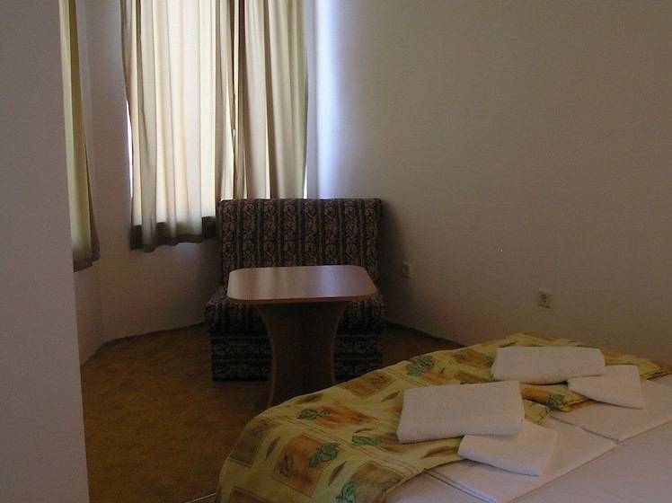 스탠다드 발코니 룸, Family Hotel Sunarita