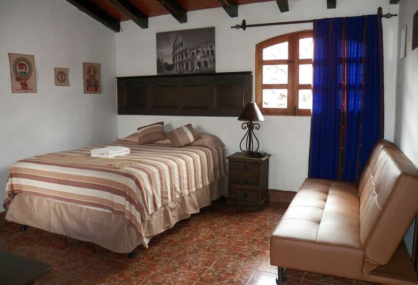 اتاق استاندارد, Ciudad Condal