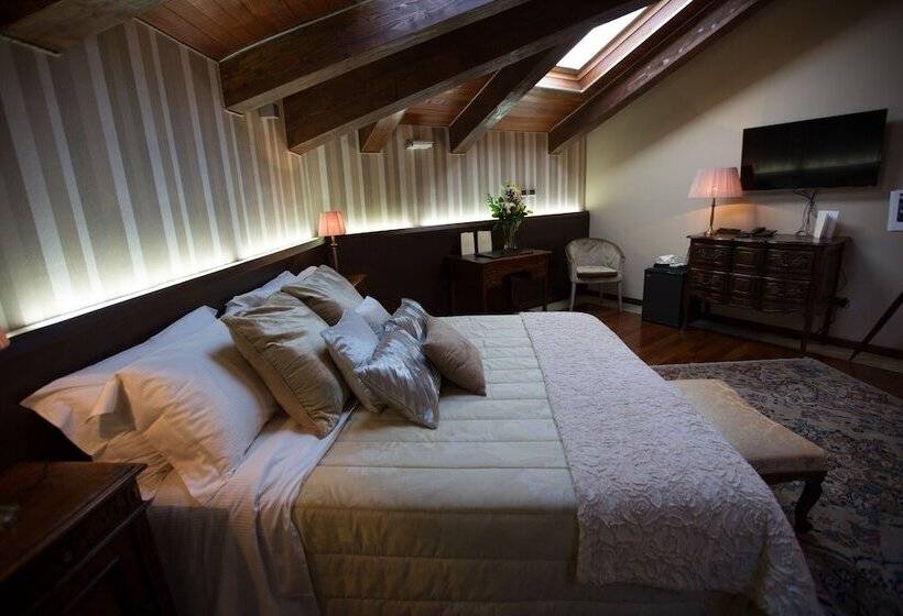 豪华房间, Dei Pittori