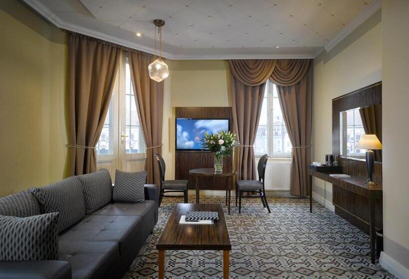 سوییت جونیور, Grandezza Hotel Luxury Palace