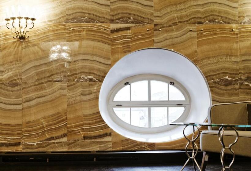 سوییت, Grandezza Hotel Luxury Palace