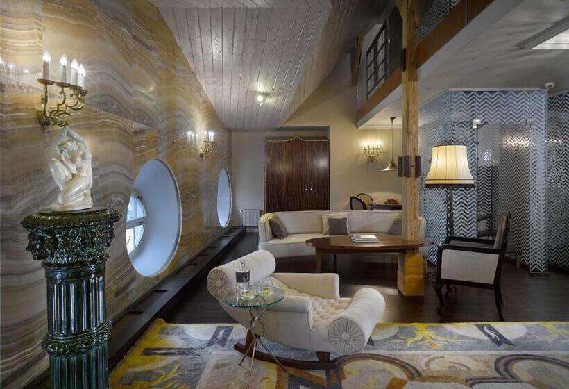 Люкс, Grandezza Hotel Luxury Palace