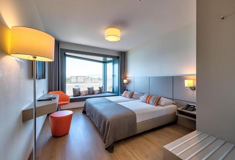 수피리어 룸, Lake Geneva