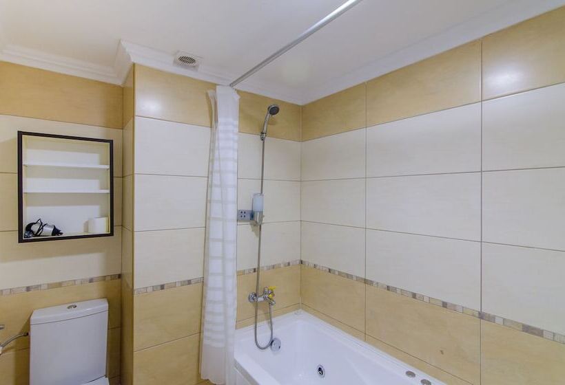 شقة غرفتين, Phoenicia Holiday Resort