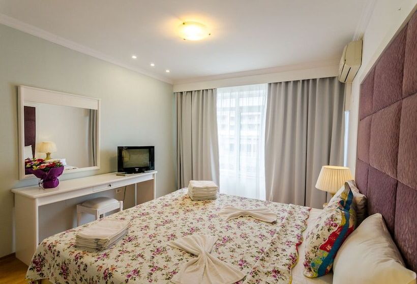 شقة غرفتين, Phoenicia Holiday Resort