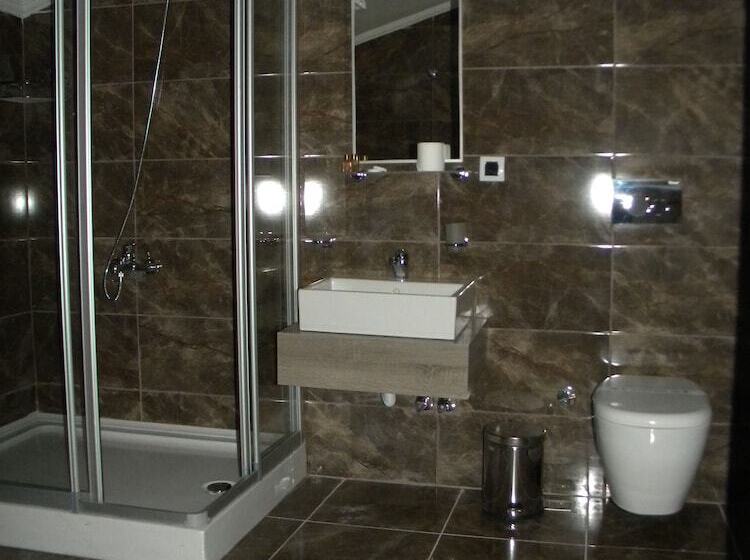 Standard Egyágyas Szoba, Sava