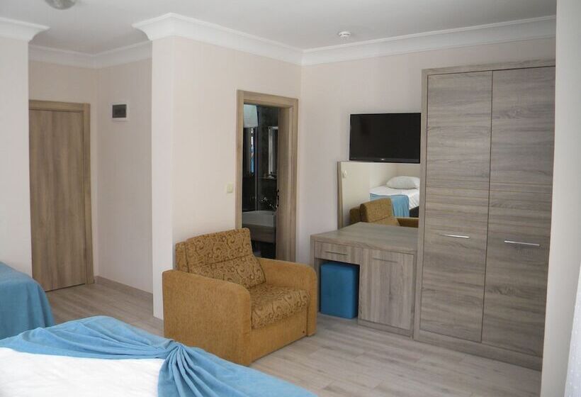 Háromágyas Standard Szoba, Sava