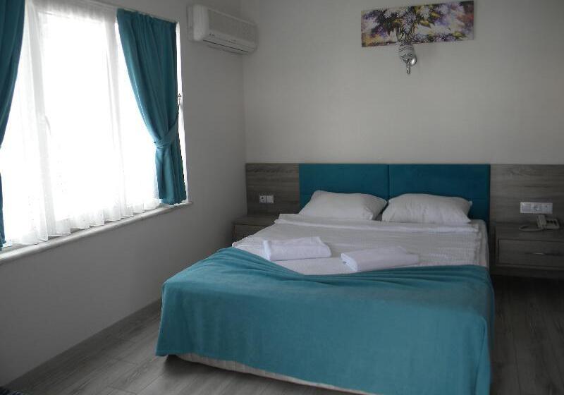 Standard Szoba, Sava