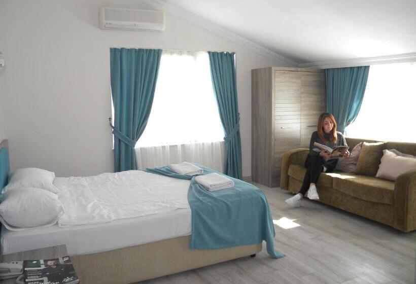 Standard Szoba, Sava