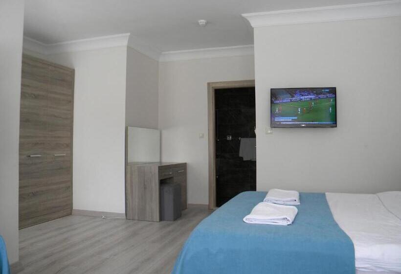 Háromágyas Standard Szoba, Sava