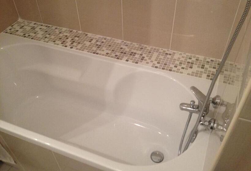 شقة غرفة واحدة, Solgarve