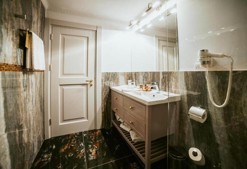 스탠다드 룸 킹사이즈 침대, Sungarden Golf & Spa Resort