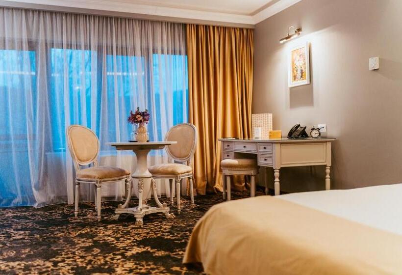 스탠다드 룸 킹사이즈 침대, Sungarden Golf & Spa Resort