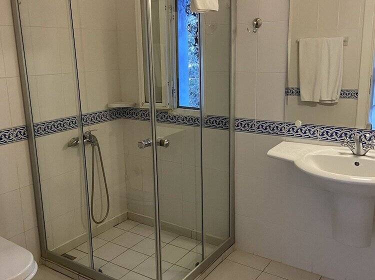 Люкс Вид на Сад, Omar Hotel & Suites
