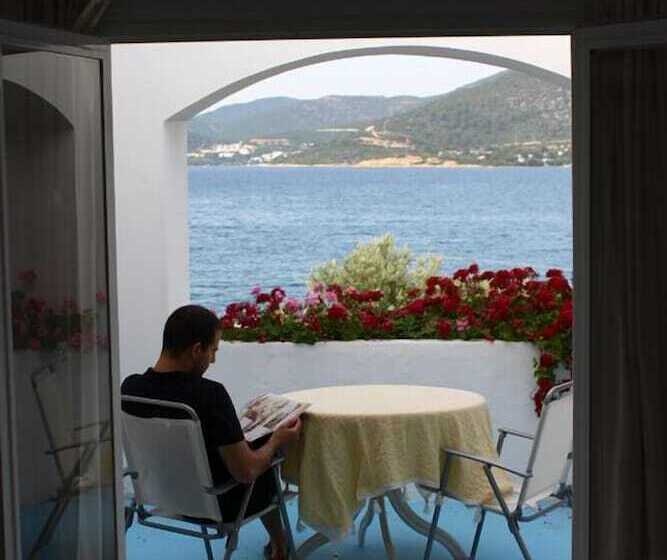 Deluxe Suite Sea View, Omar Hotel & Suites