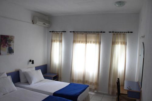 سوییت با چشم‌انداز باغ, Omar Hotel & Suites