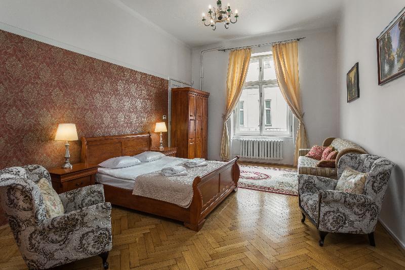 ２ベッドルームアパートメント, The Spiski Palace