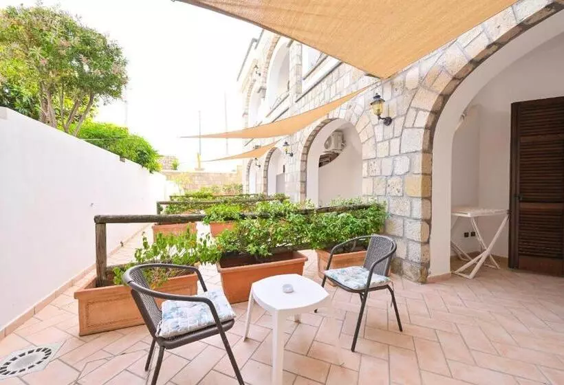 Classic Kolmen Hengen Huone, Tenuta Villa Tara