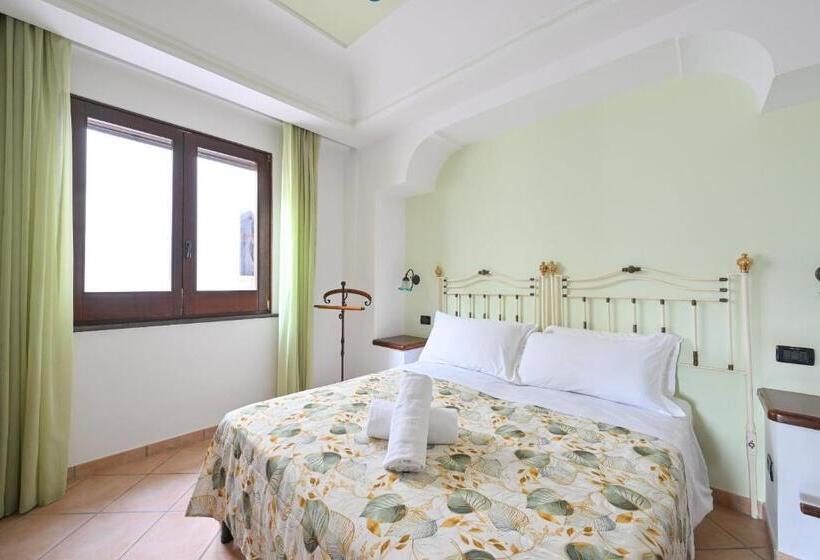 Quarto Superior Quádruplo, Tenuta Villa Tara