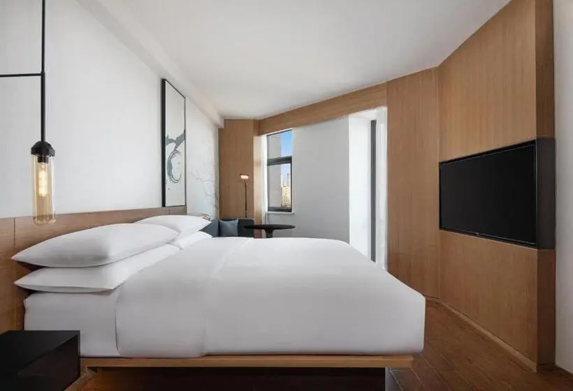 キングサイズベッドのスタンダードルーム, Fairfield By Marriott Baiyin Downtown