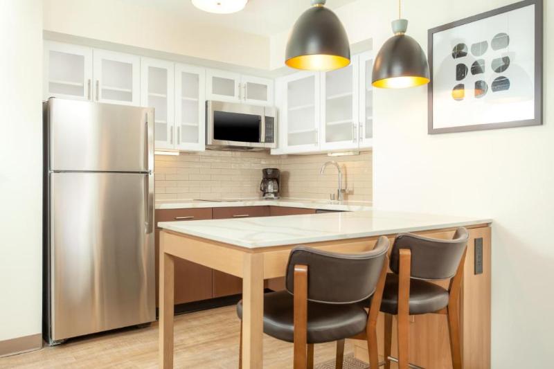 Люкс Адаптированный для Инвалидов, Staybridge Suites   San Bernardino   Loma Linda