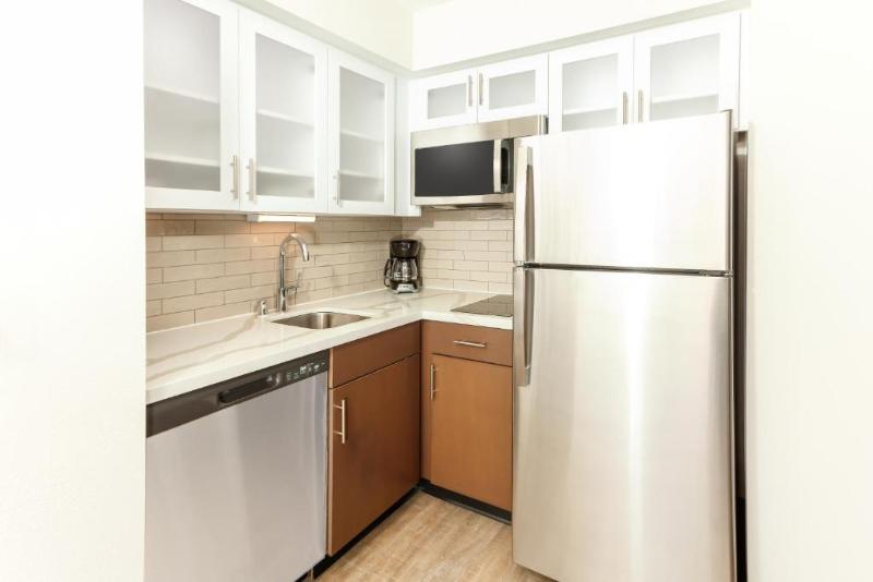 Люкс, Staybridge Suites   San Bernardino   Loma Linda