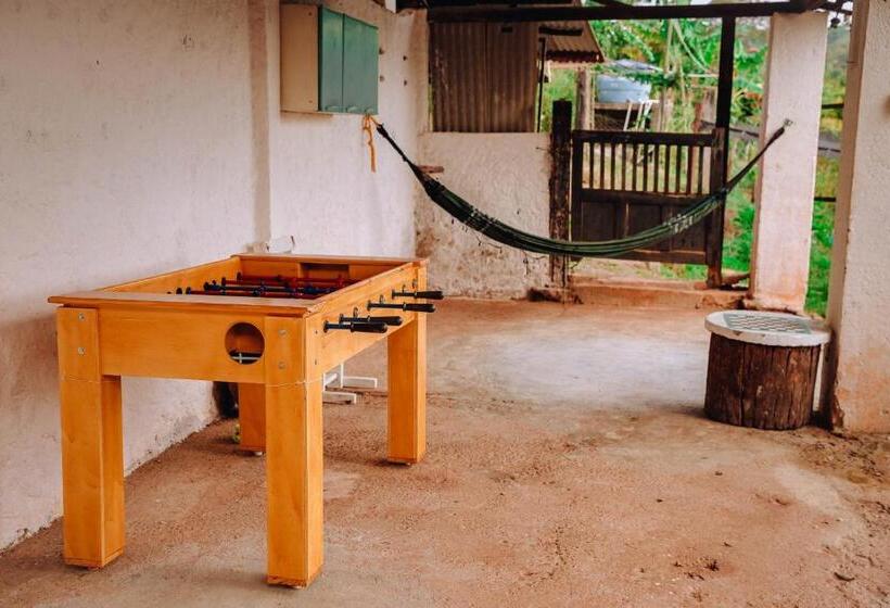 Люкс Вид на Бассейн, Pousada & Camping Recanto Dos Anjos Azuis