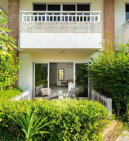 ガーデンビューデラックスルーム, Thara Cholapruek Resort   Sha Extra Plus