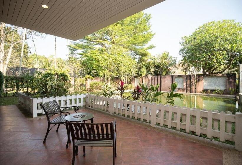 スイート, Thara Cholapruek Resort   Sha Extra Plus