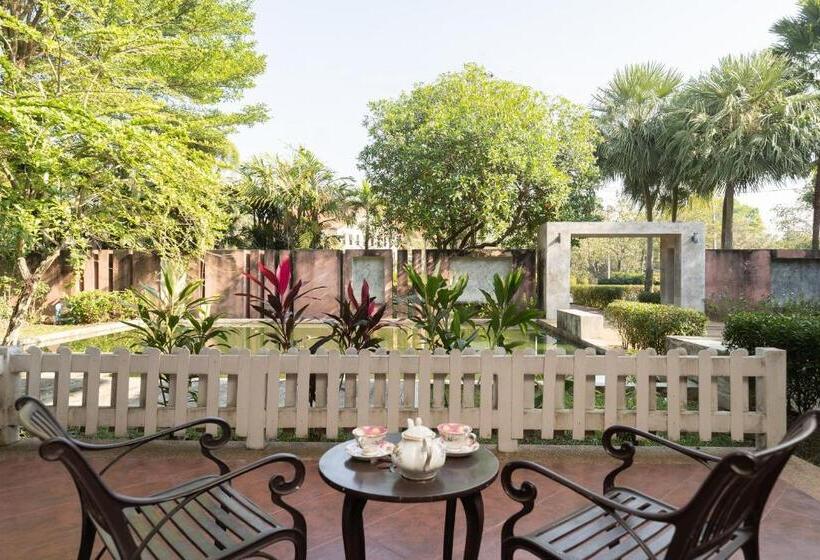 スイート, Thara Cholapruek Resort   Sha Extra Plus